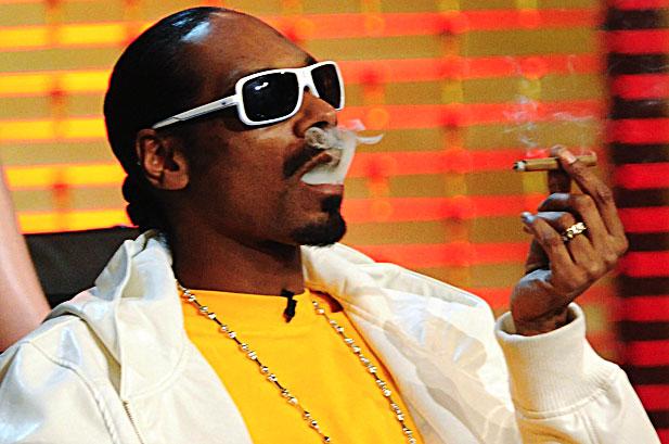 snoop dogg fuma marihuana en la casa blanca